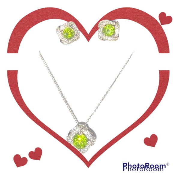 HP💘Peridot 925 Sterling Silver Necklace and Earring Set - Picture 8 of 16